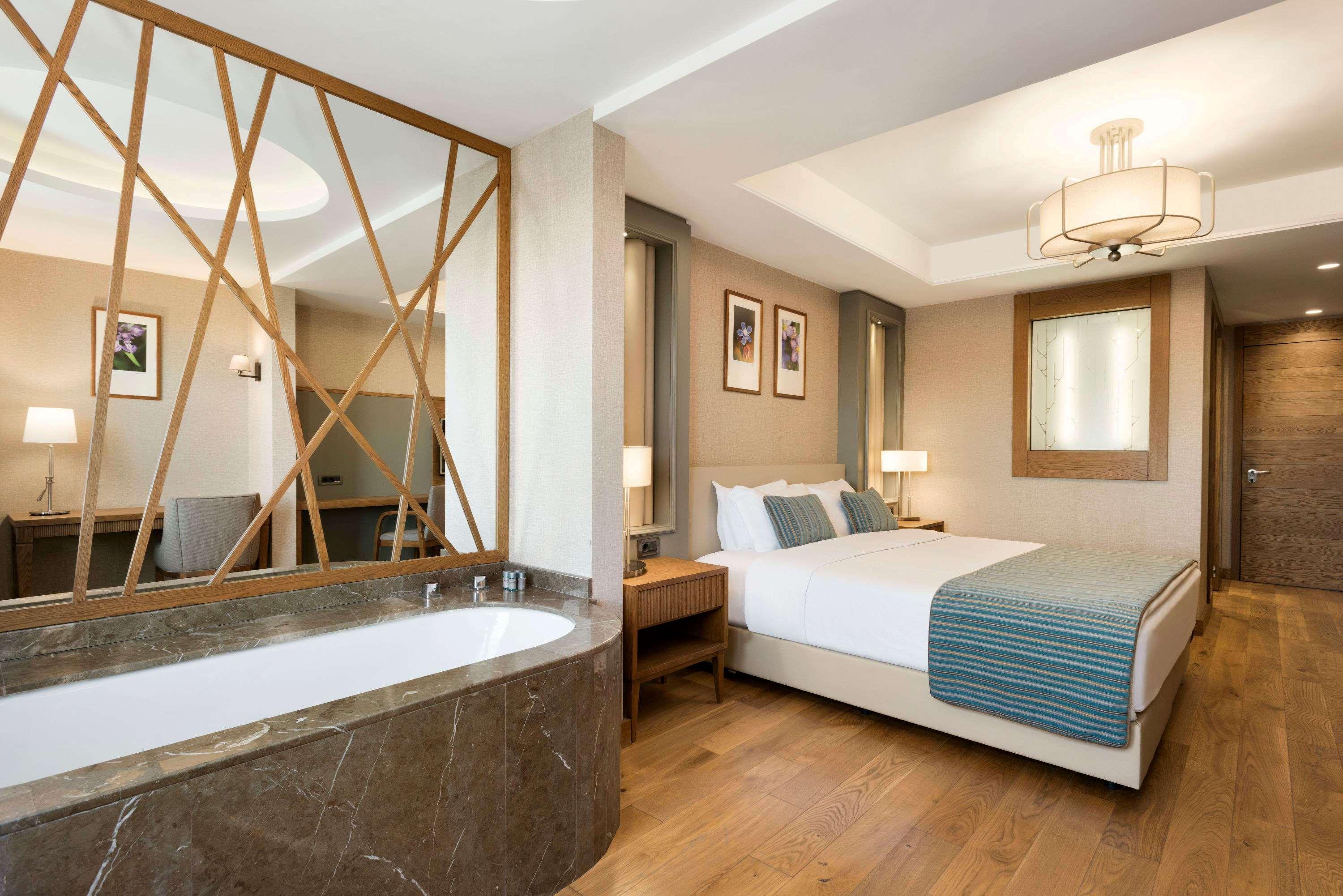 Ramada Hotel & Suites Adana Kültér fotó