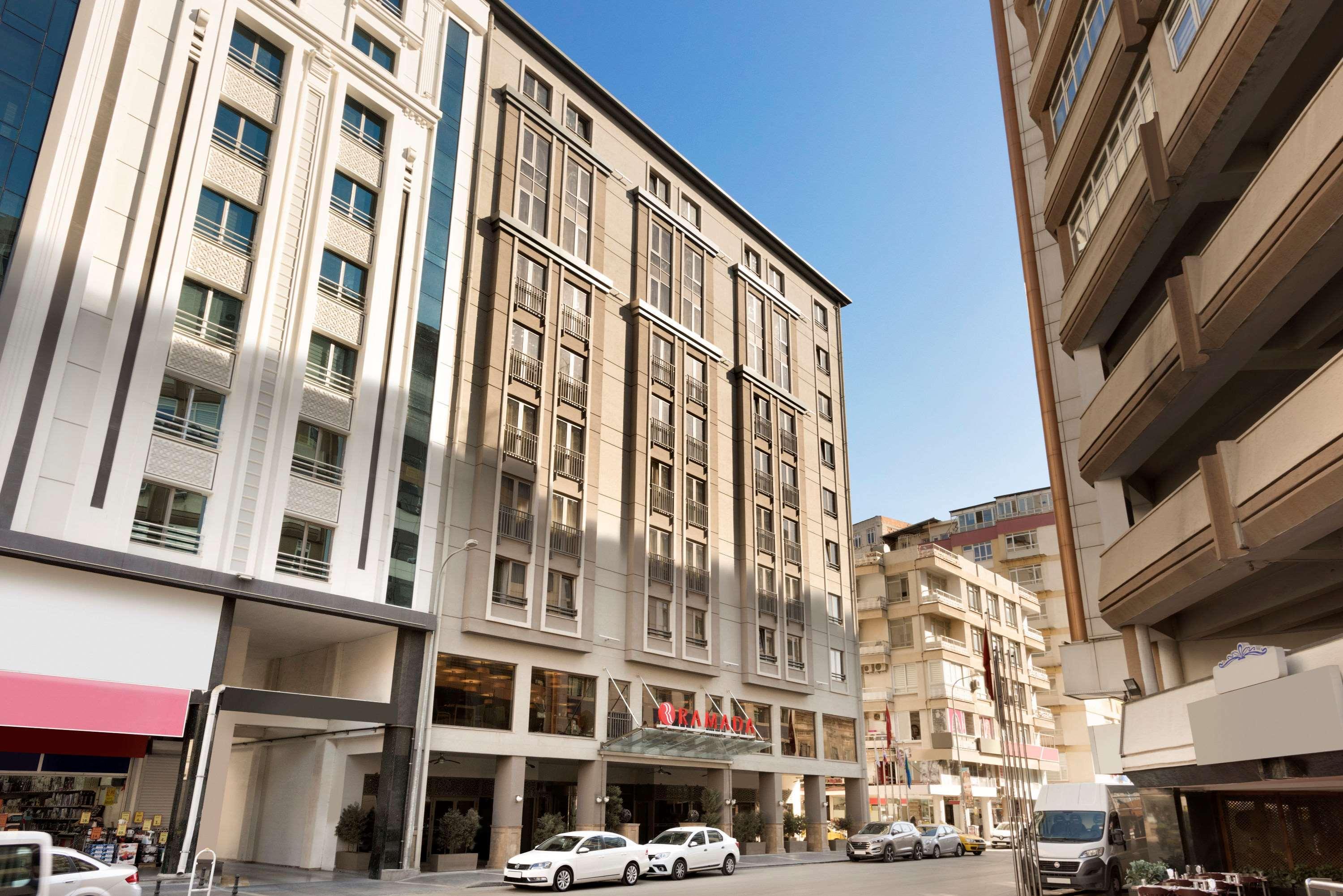 Ramada Hotel & Suites Adana Kültér fotó