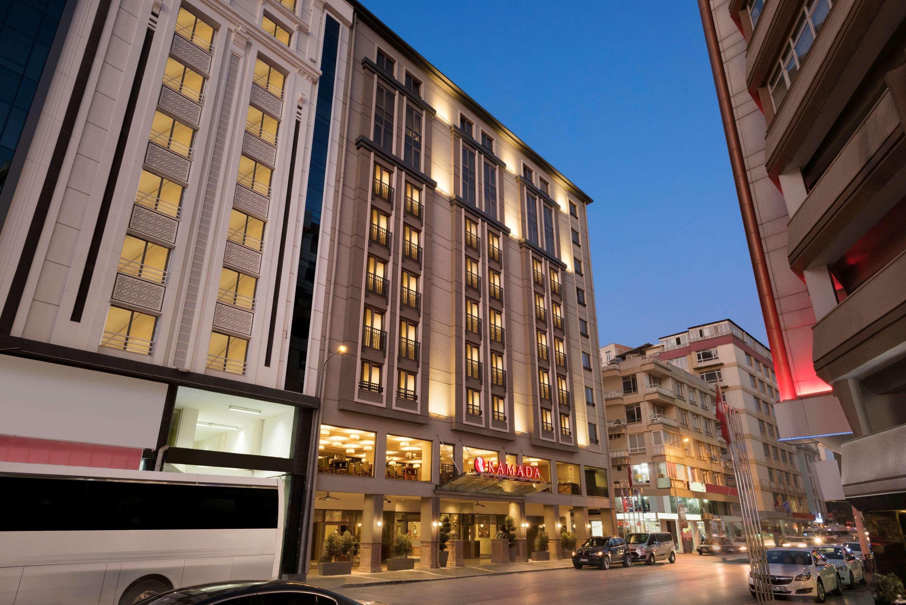 Ramada Hotel & Suites Adana Kültér fotó