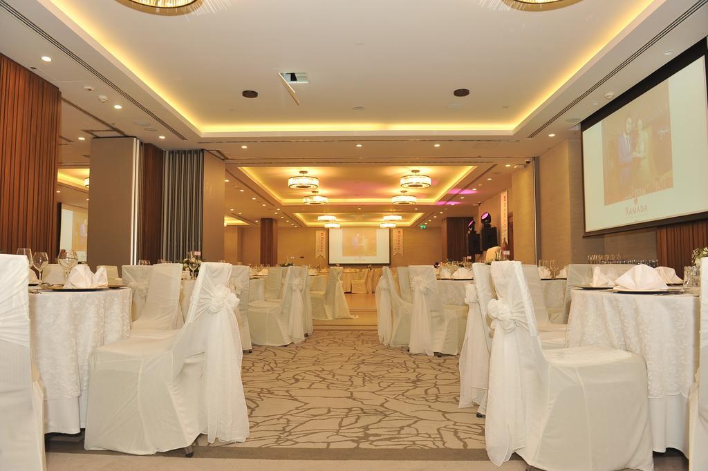 Ramada Hotel & Suites Adana Kültér fotó